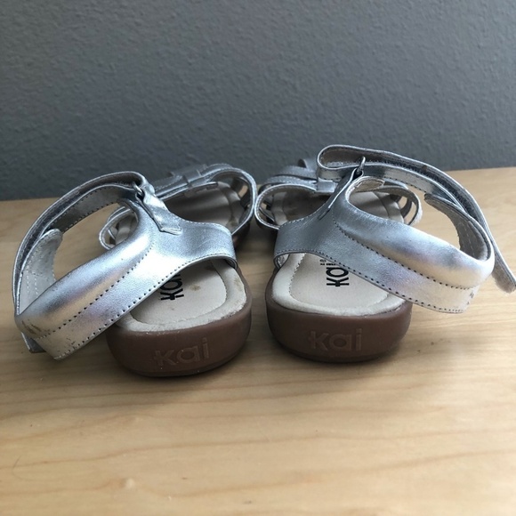 See Kai Run Camila Metallic Sandals - Picture 6 of 15